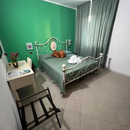 Bed & Breakfast Carlo V - *